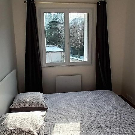 Appart A Versailles, 2 A 4 Pers, Avec Parking Екстериор снимка